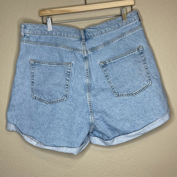 Topshop Roll Cuff Denim Mom Shorts Sz 14 - Picture 3 of 7
